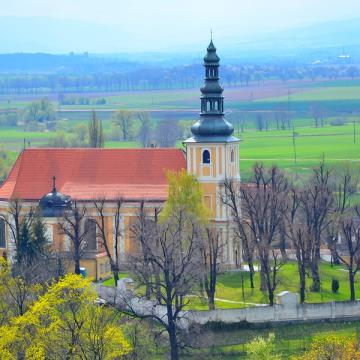 Kościół św. Jadwigi w Sadlnie