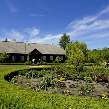 Niedaleko Chęcin - Muzeum Wsi Kieleckiej w Tokarni